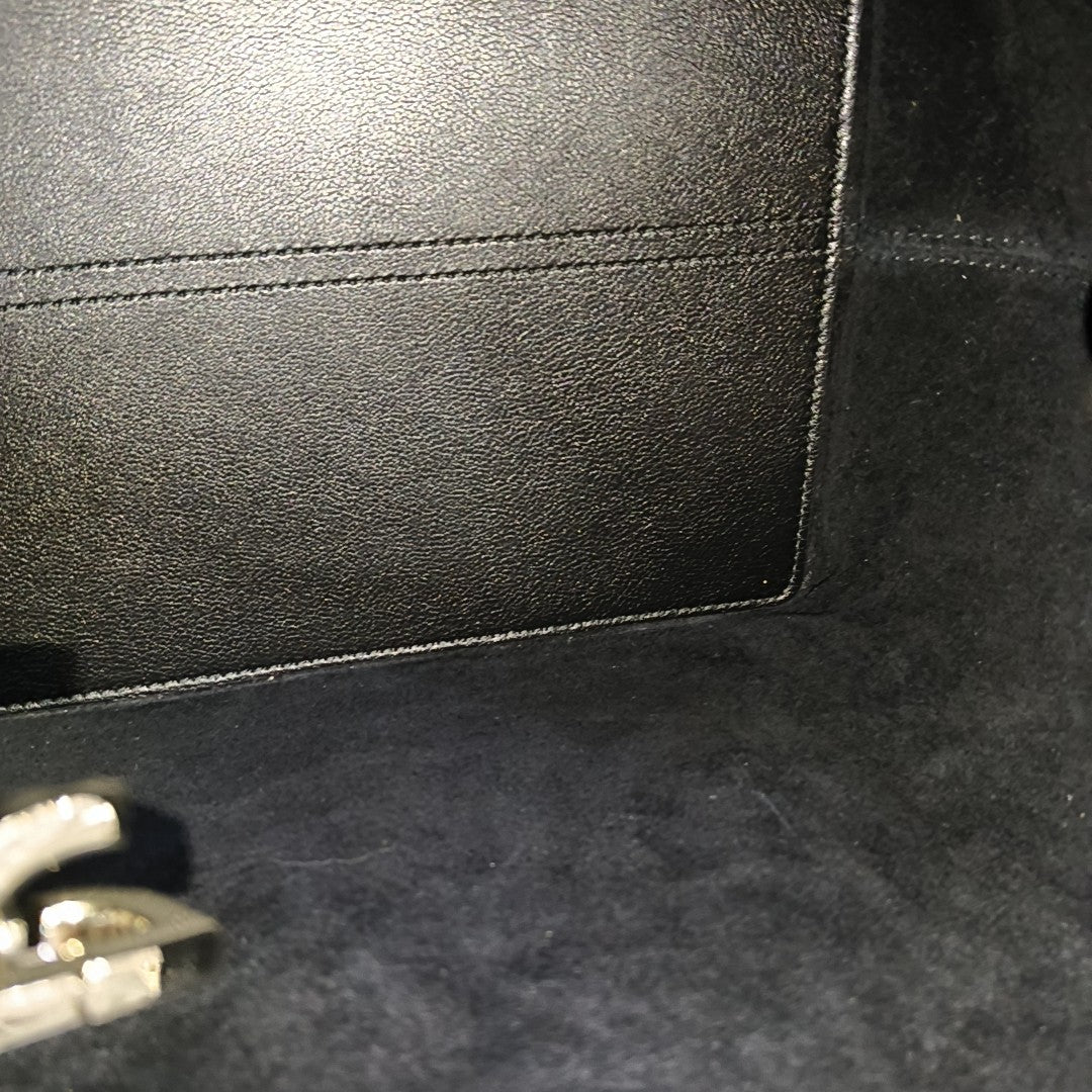 Toujours Medium Quilted Calfskin Black