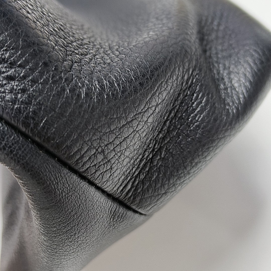 By The Way Medium Calfskin Black