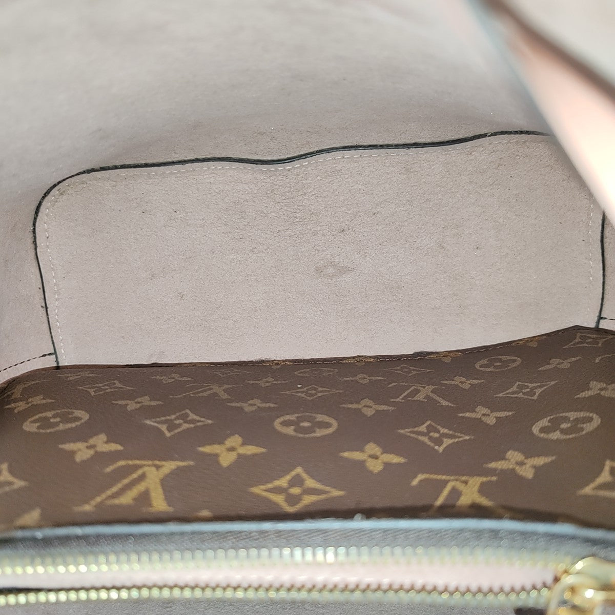 NÉONOÉ MM Monogram Coated Canvas Brown