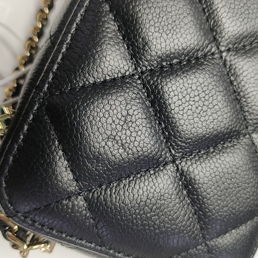 Quilted Grained Calfskin Shoulder Bag Black