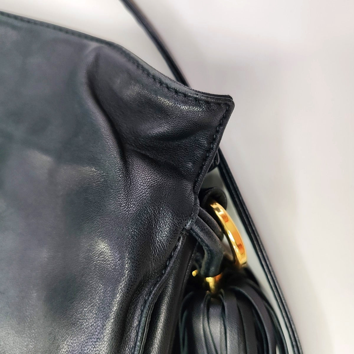 Authenticated pre-owned  Flamenco Lambskin Black - Shoulder Bag at Looply