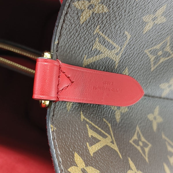 NÉONOÉ MM Monogram Coated Canvas Brown