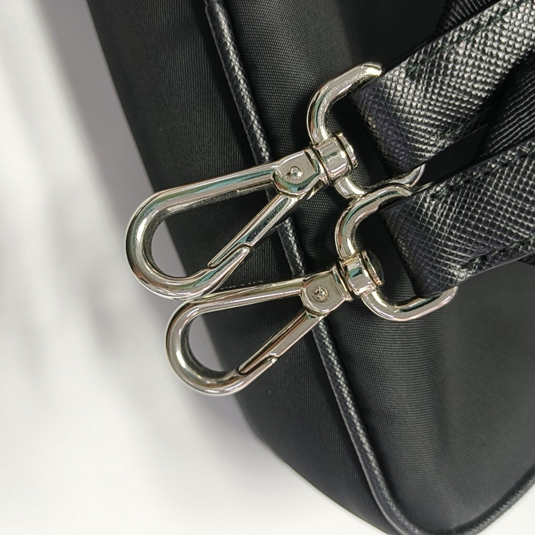 Re-Edition2005 Nylon Black