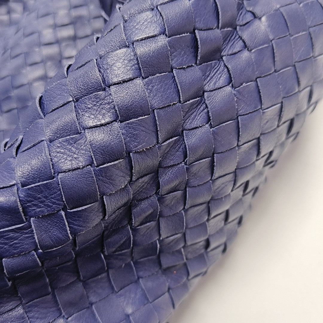 Veneta Calfskin Blue