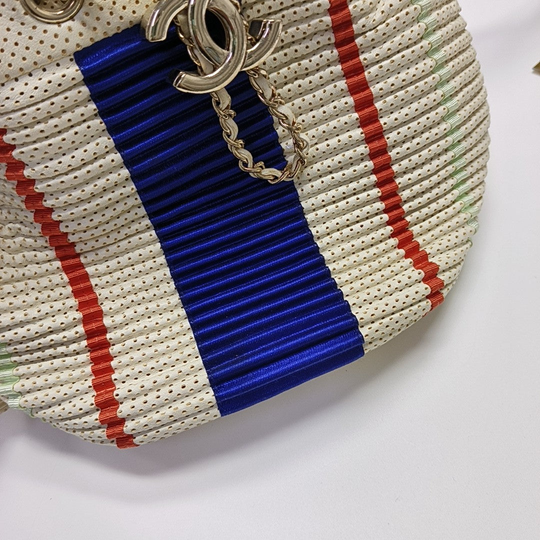 Quilted Lambskin Bucket Bag Beige