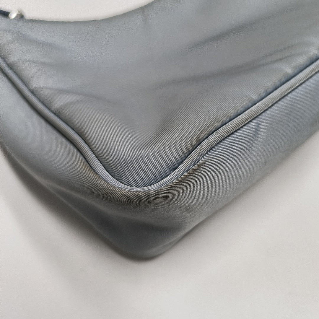 Re-Edition2000 Nylon Blue