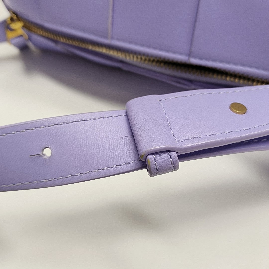 Authenticated pre-owned  Intrecciato Small Lambskin Purple - Top Handle Bag at Looply