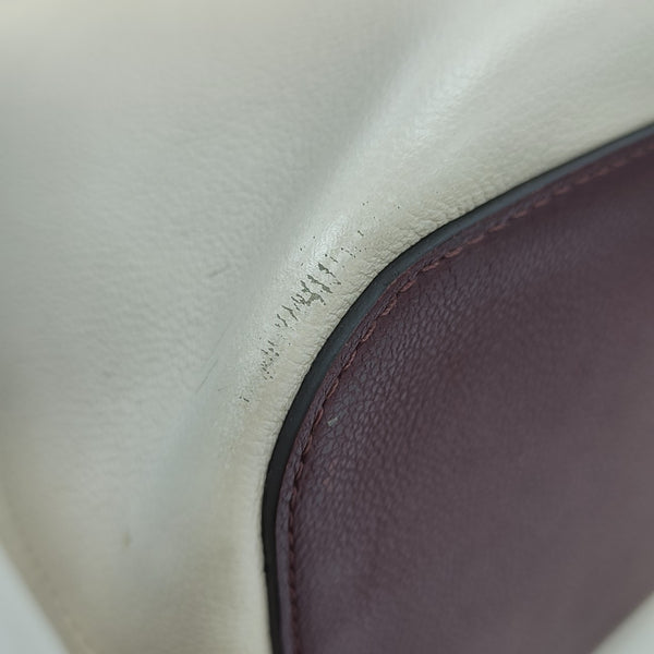 LOCKME PM Calfskin White
