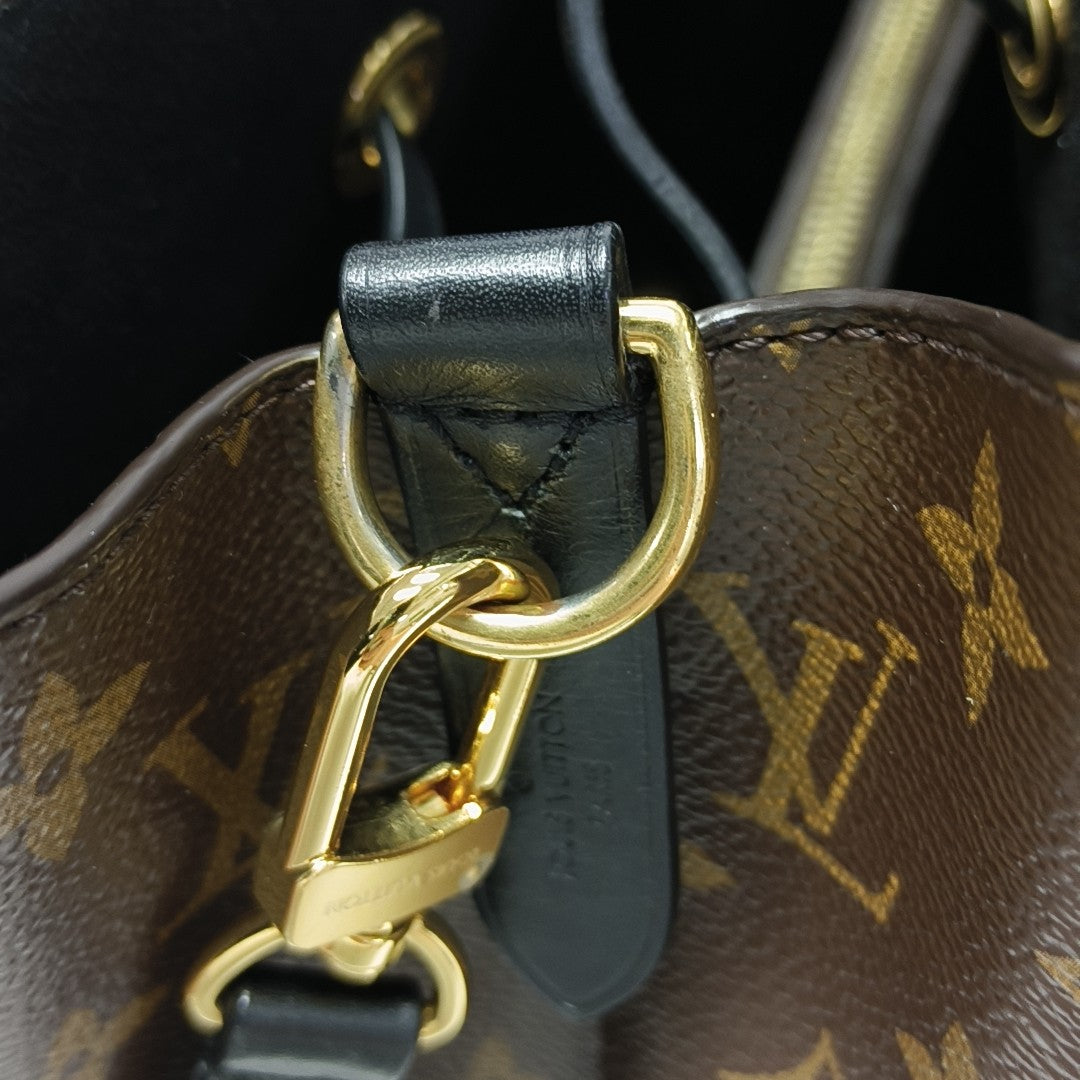 NÉONOÉ MM Monogram Coated Canvas Brown