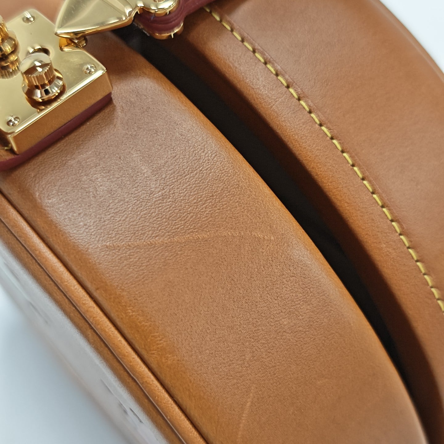 BOITE CHAPEAU PM Calfskin Brown