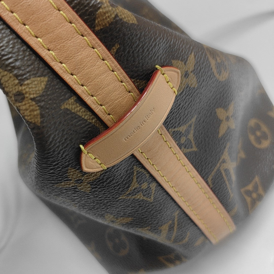 CARRYALL MM Monogram Coated Canvas Brown