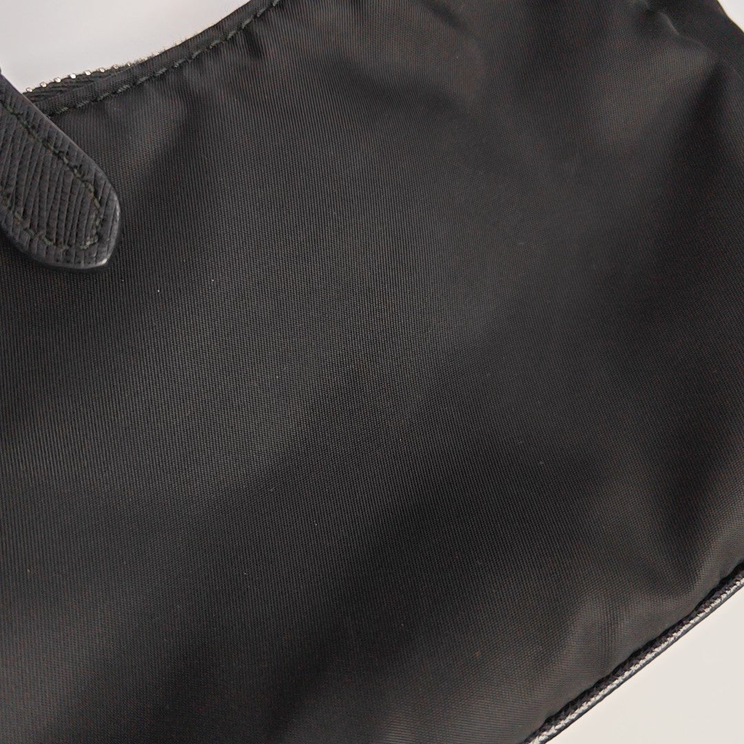 Re-Edition Nylon Black