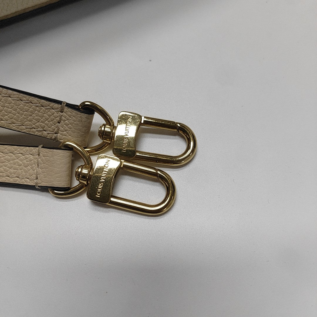 MÉTIS EAST WEST Monogram Calfskin Beige