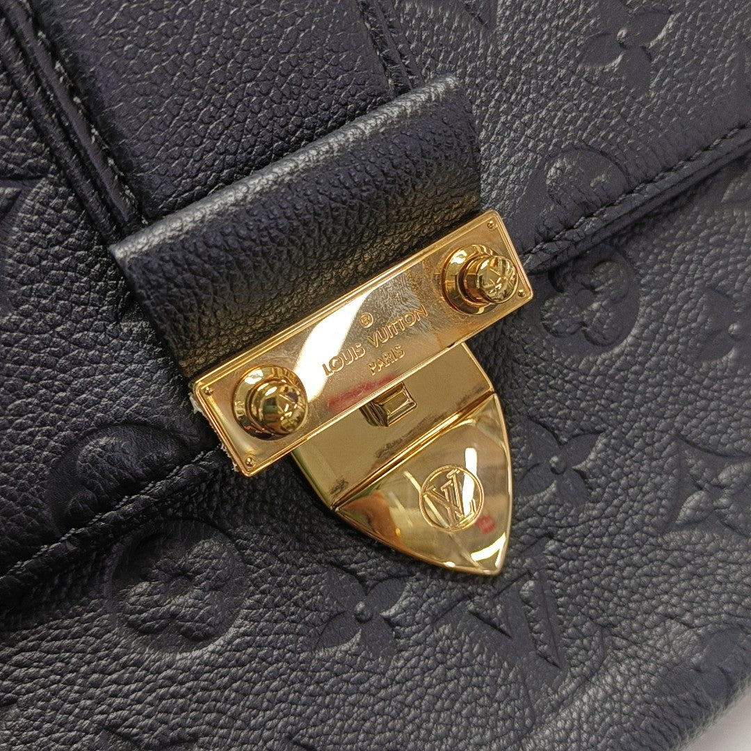 SAINT SULPICE Calfskin Black
