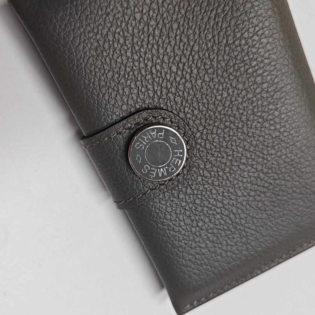 Dogon Evercolor Gray Card Holder