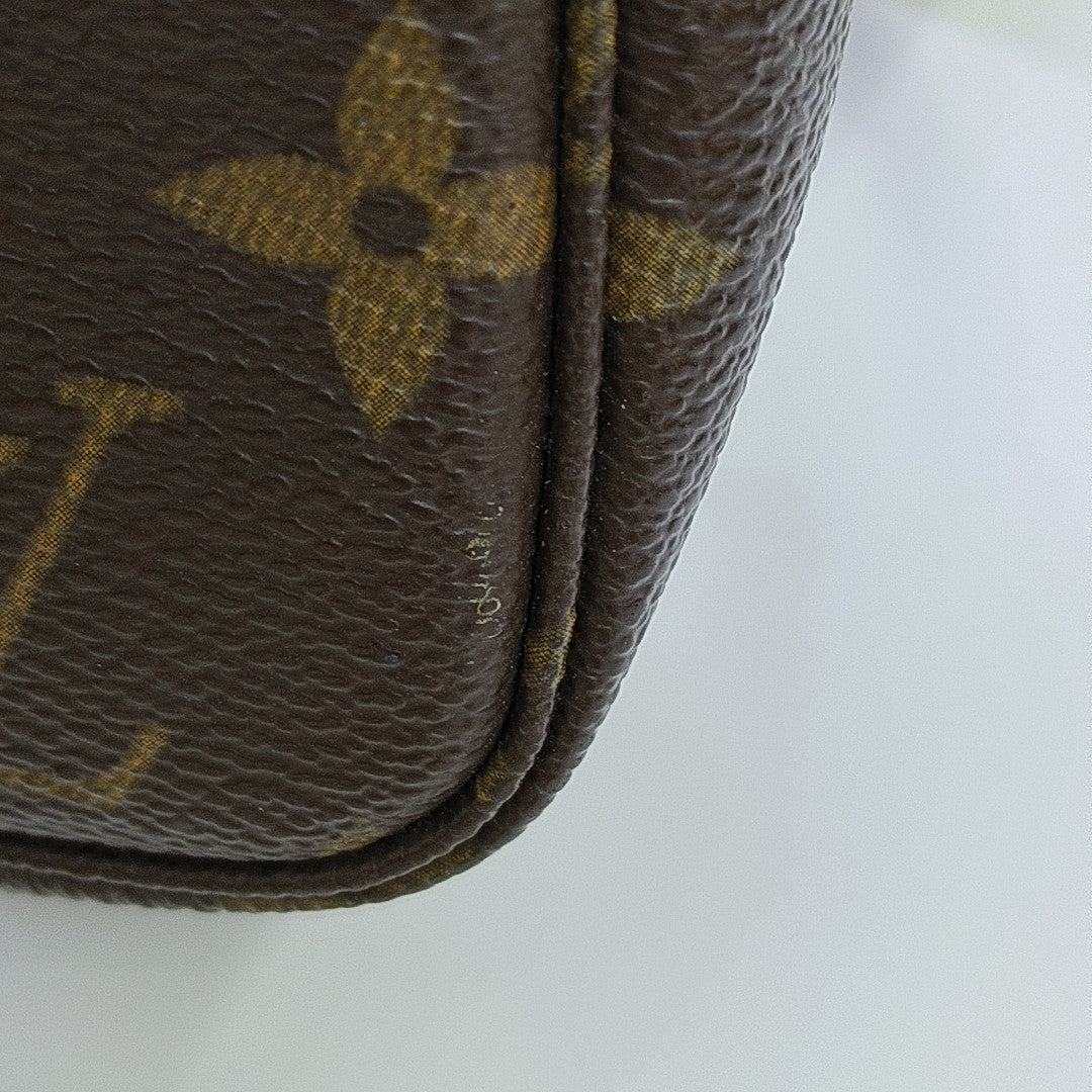 ACCESSOIRES Monogram Coated Canvas Brown