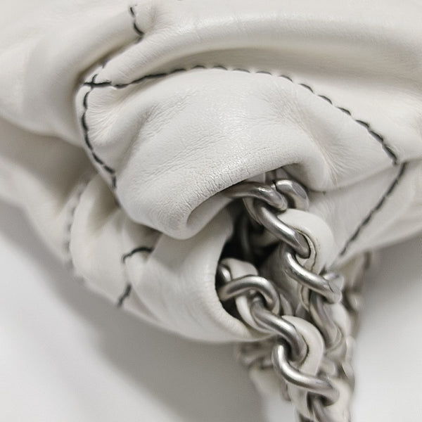 CHANEL 22 Large Quilted Calfskin White