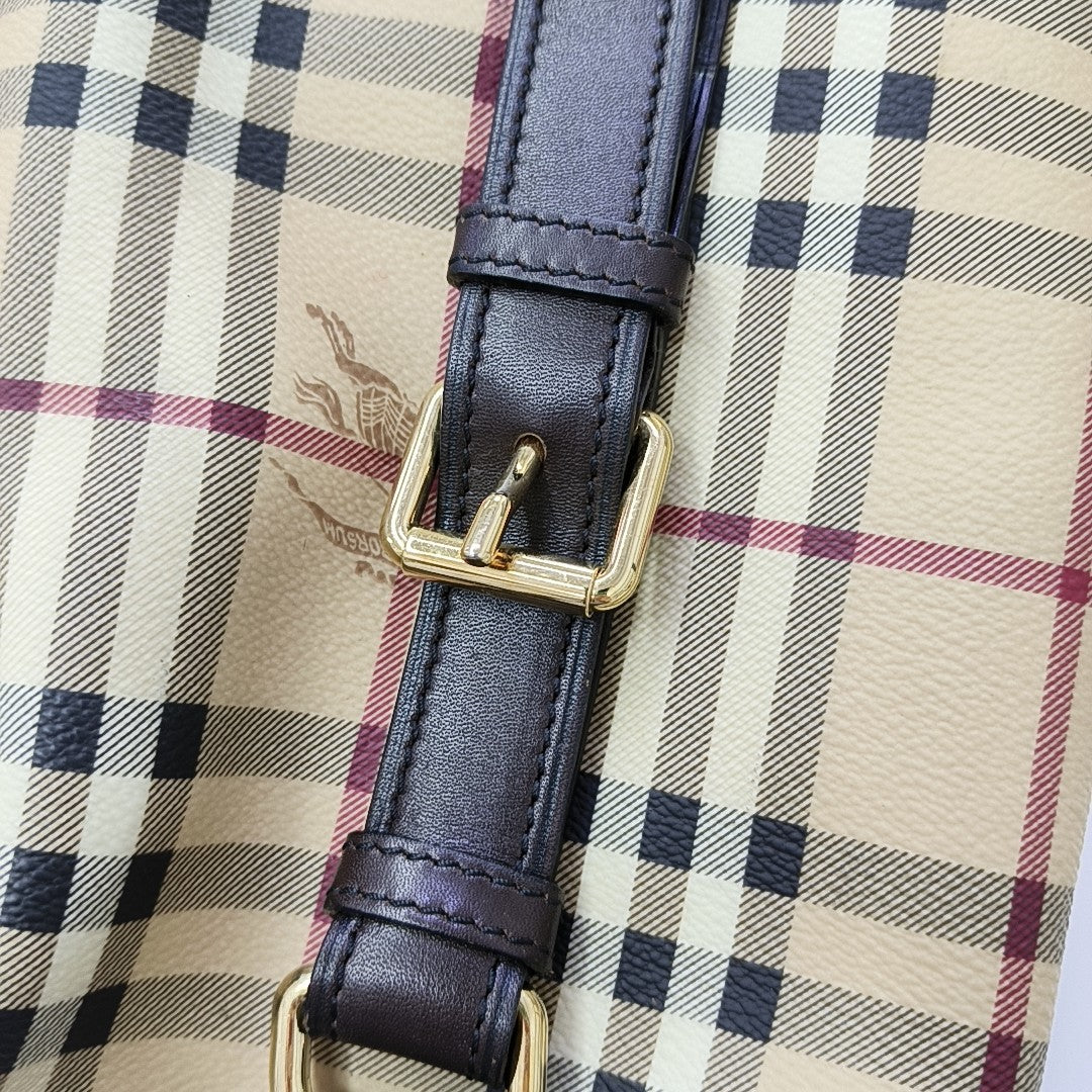 Northfield Coated Canvas Beige
