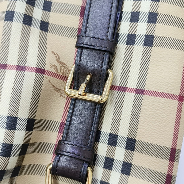 Northfield Coated Canvas Beige