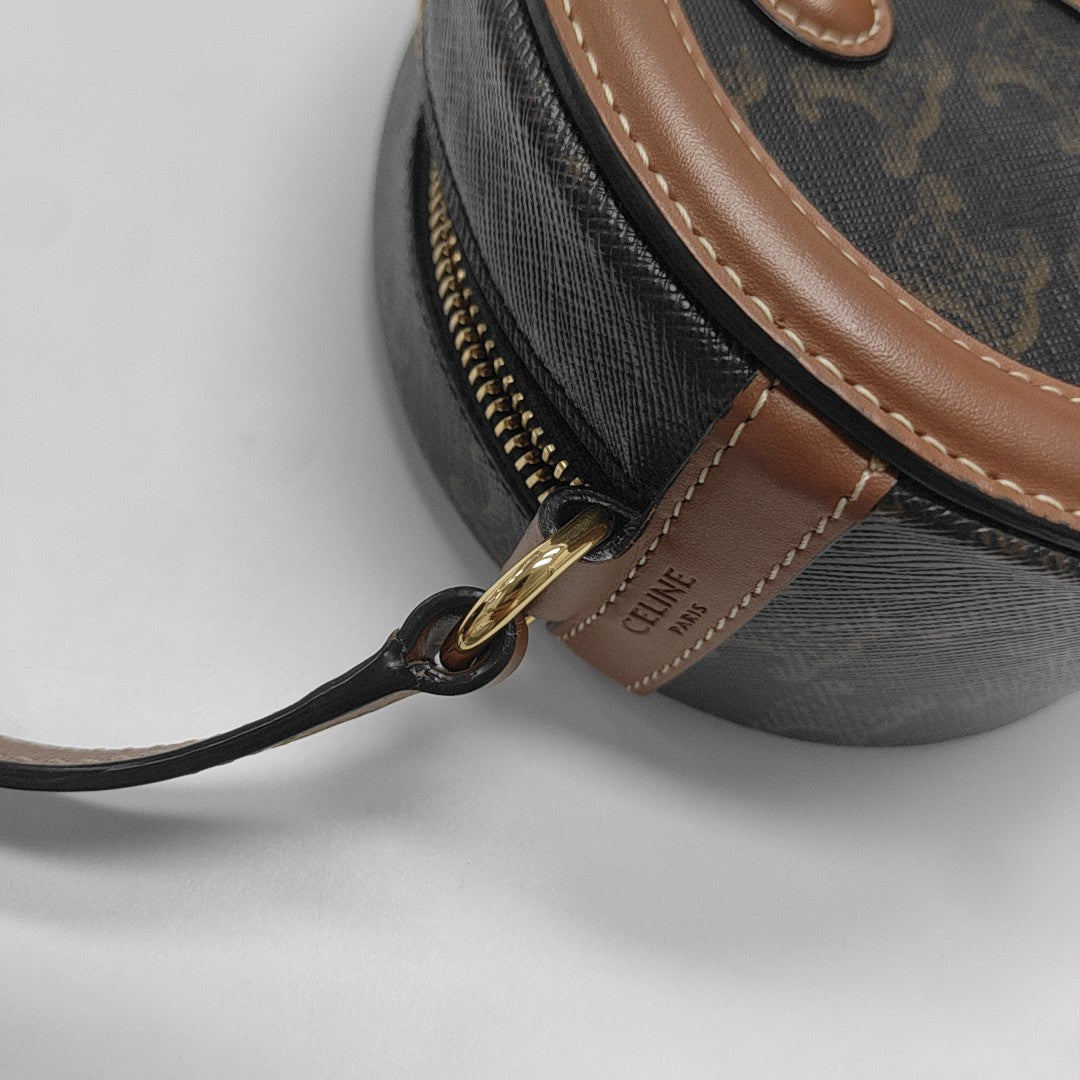 TRIOMPHE Small Coated Canvas Black