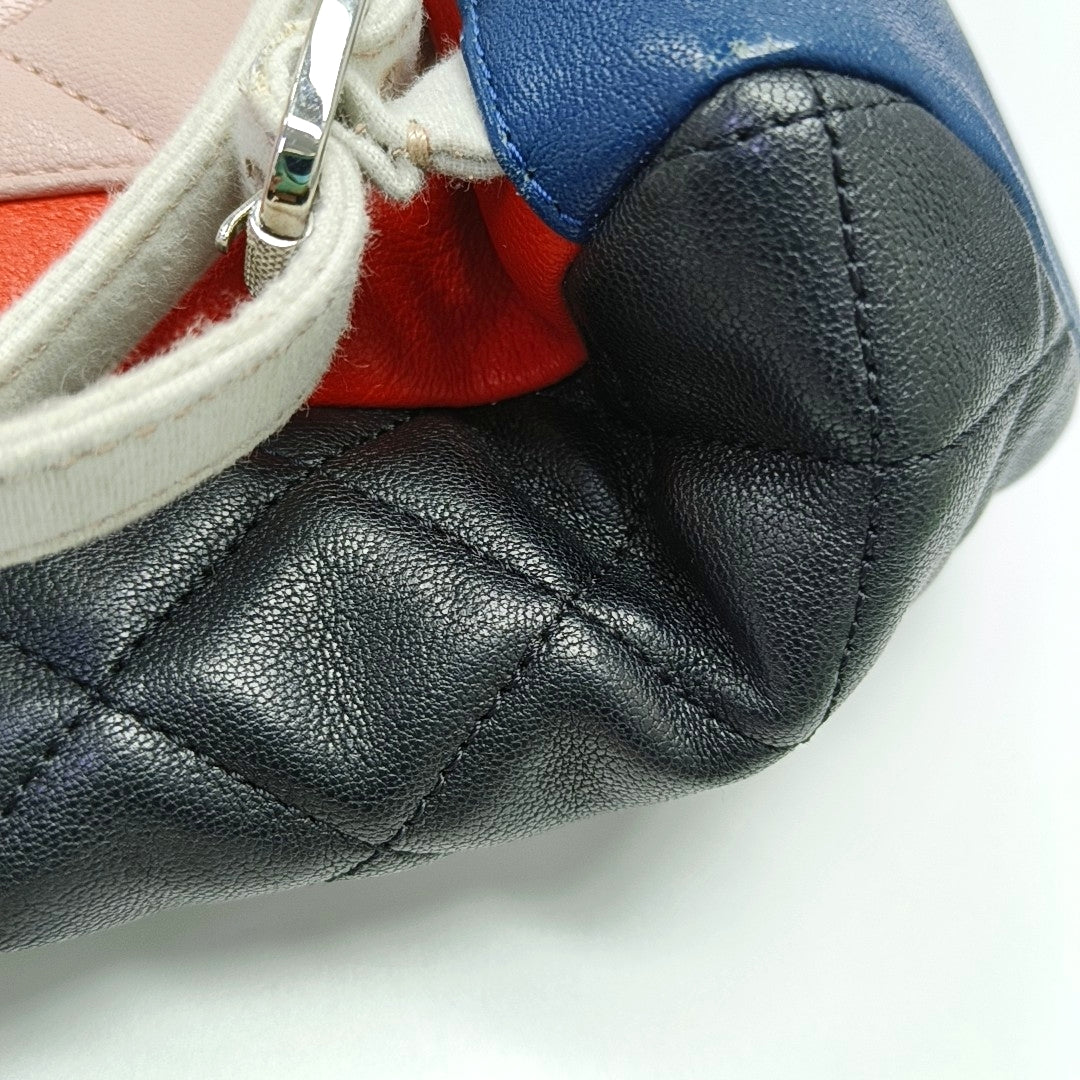 Authenticated pre-owned  URBAN SPIRIT Small Quilted Lambskin Black - Backpack at Looply