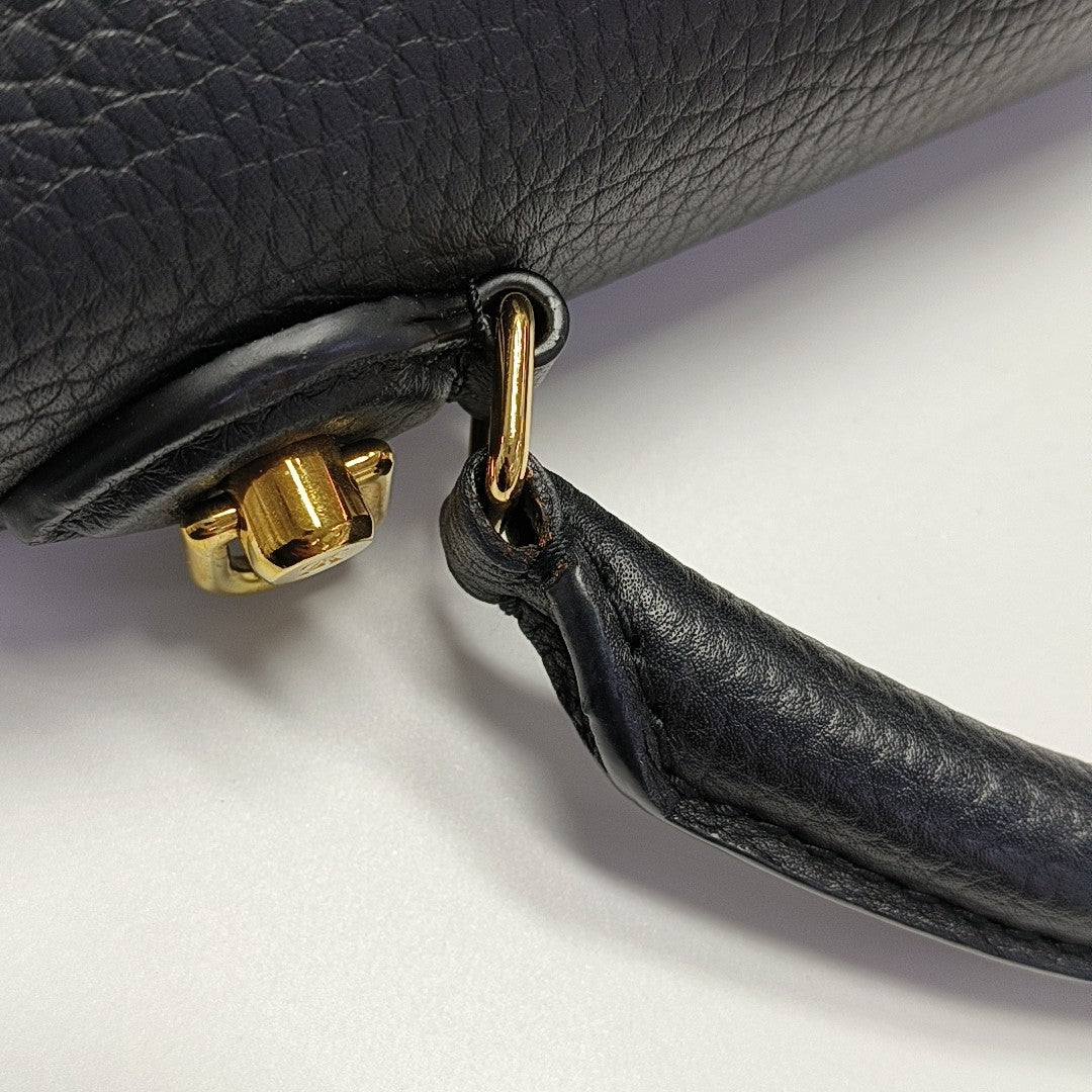 TWIST Calfskin Black