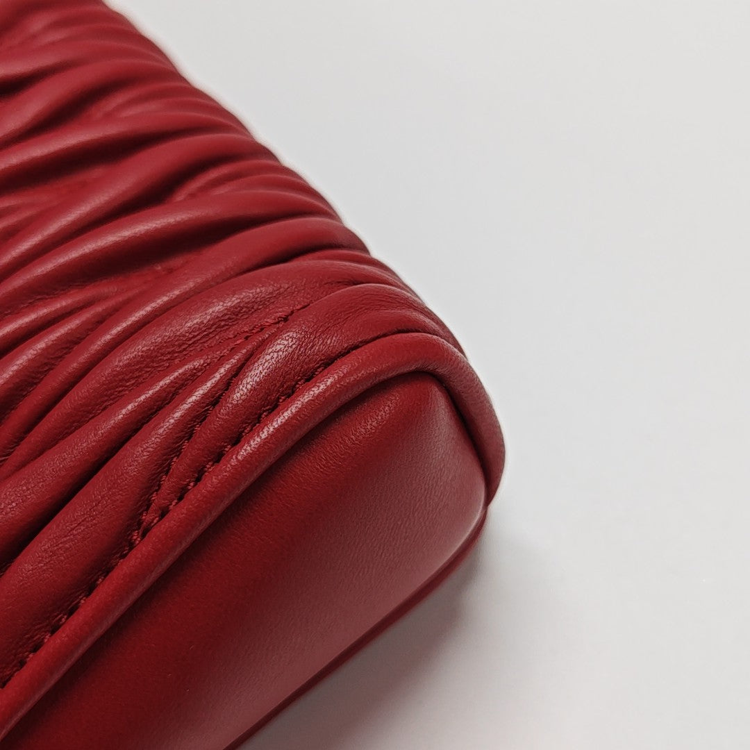 Quilted Lambskin Shoulder Bag Red
