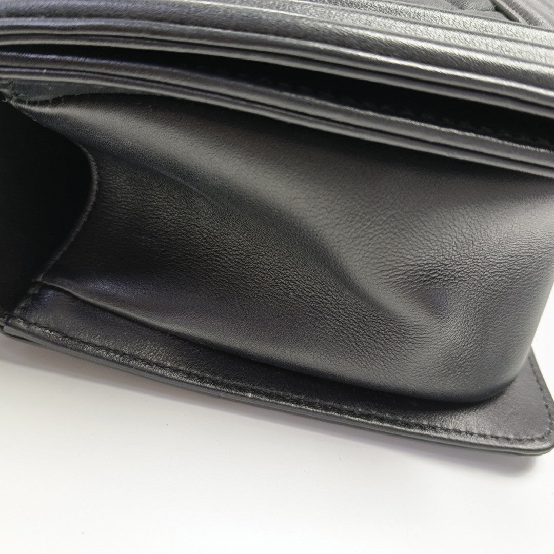 BOY CHANEL Medium Quilted Calfskin Black