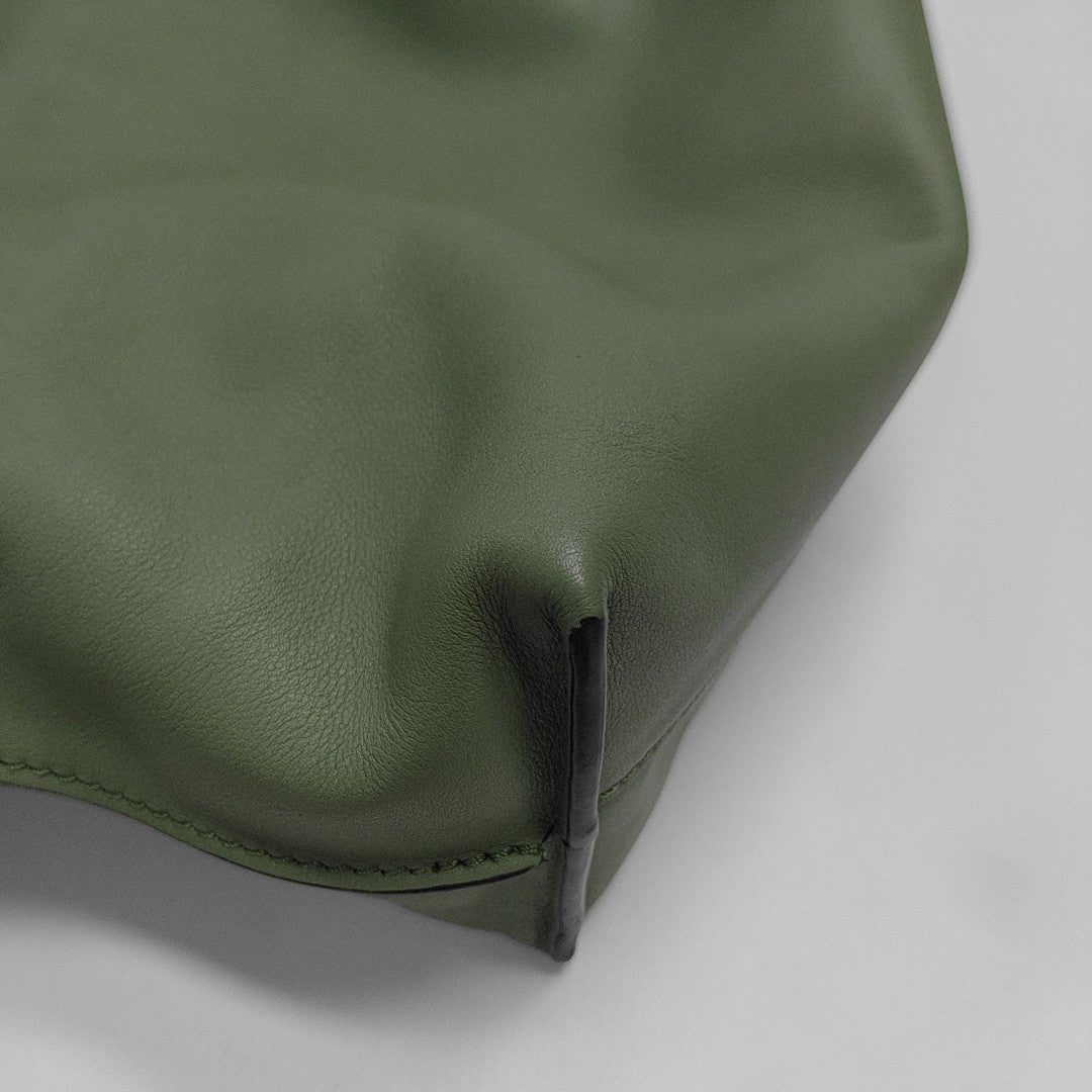 Flamenco Medium Calfskin Green