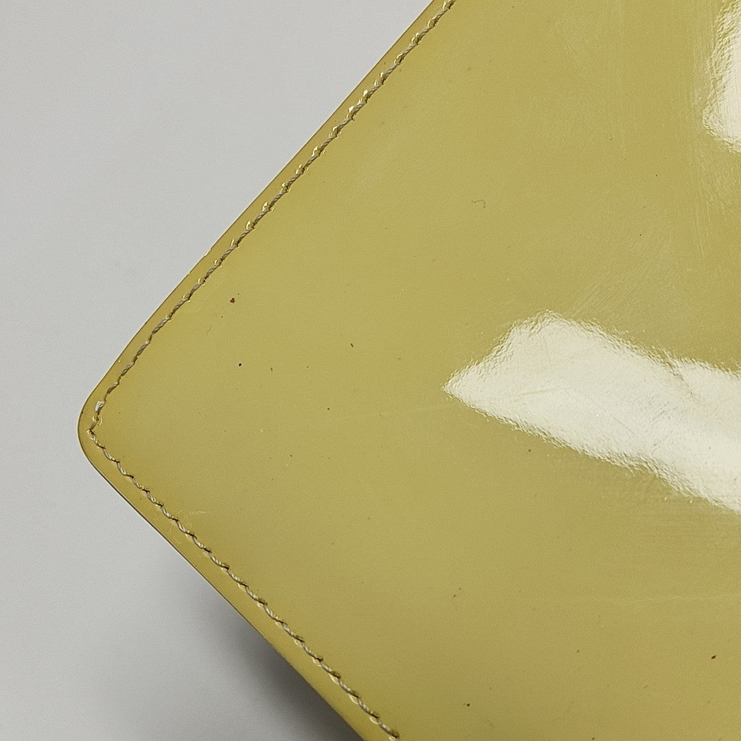 Madame Patent Leather Yellow