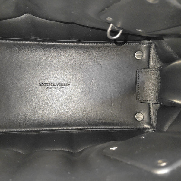BV Swoop Medium Calfskin Black