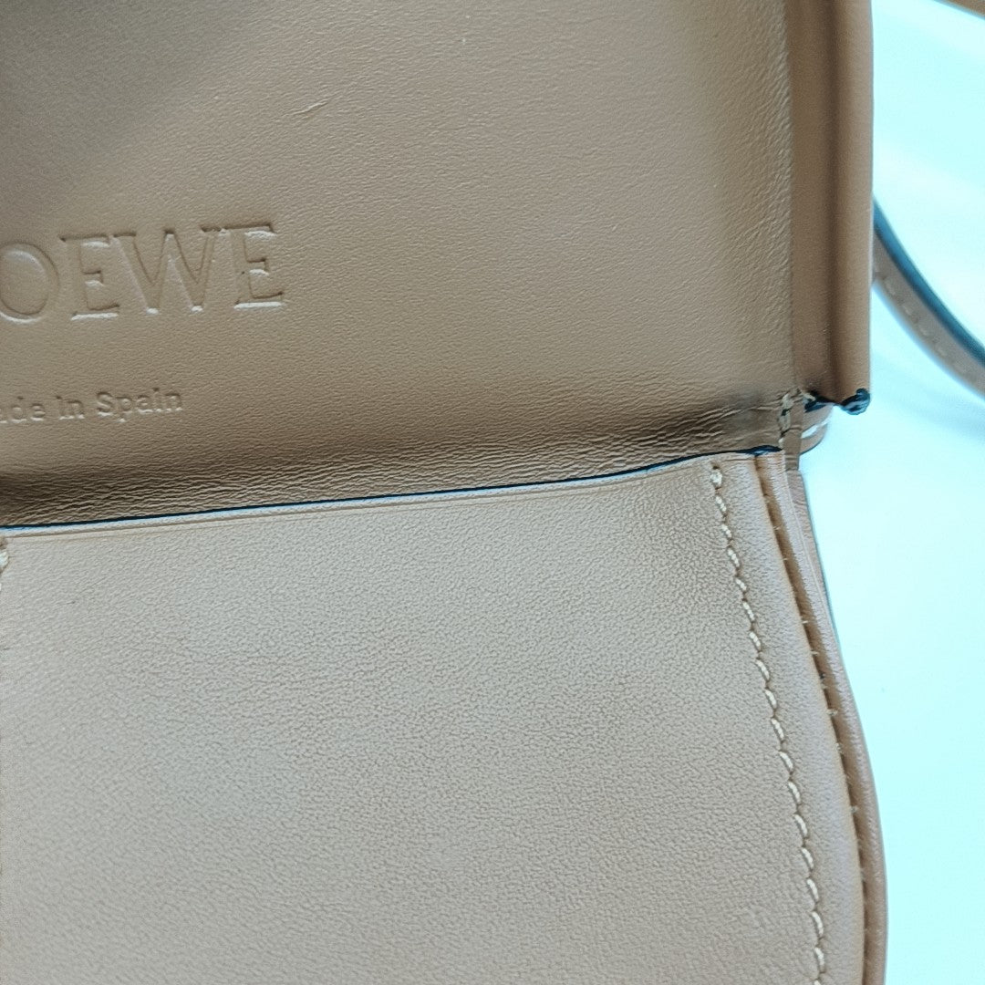 Heel Calfskin Brown