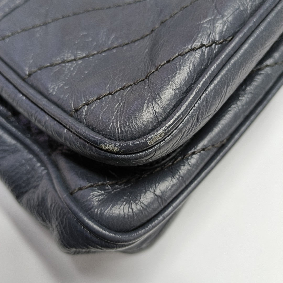 NIKI Small Chevron Calfskin Gray