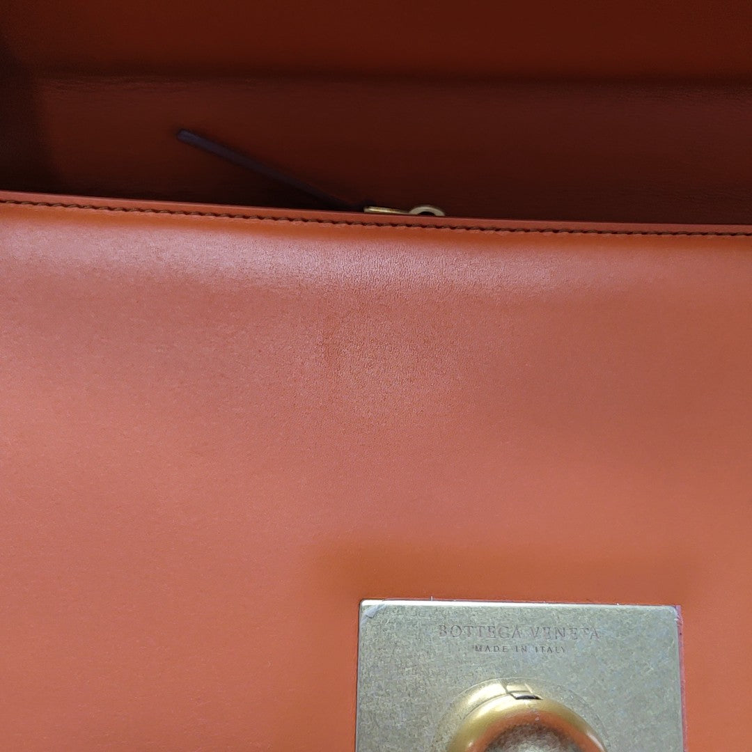 BV Classic Calfskin Yellow