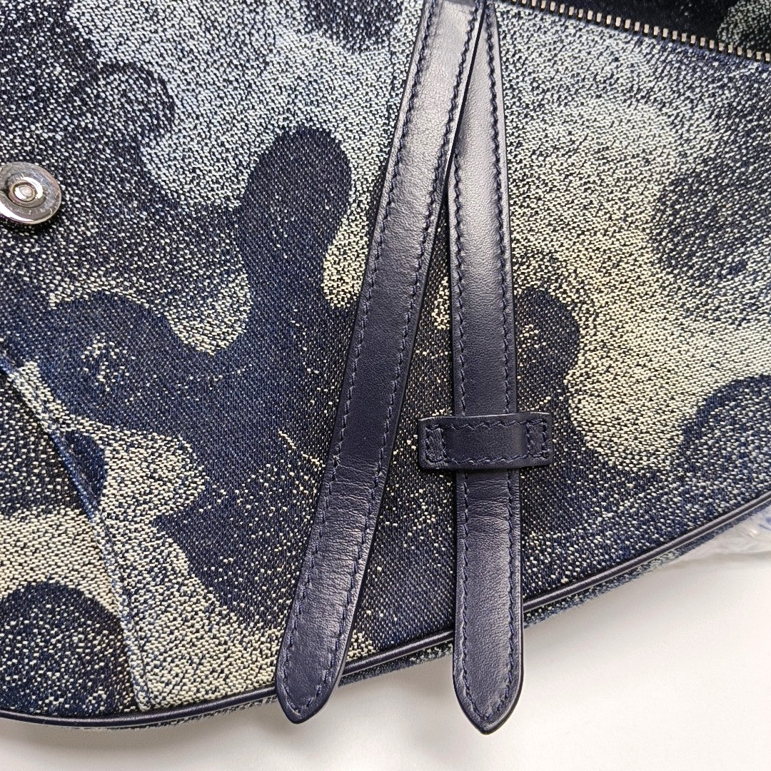 Saddle Fabric Black