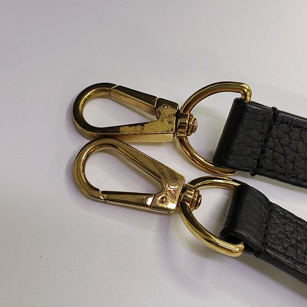 CAPUCINES MM Calfskin Black