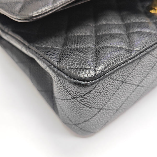 CLASSIC FLAP Medium Quilted Grained Calfskin Black