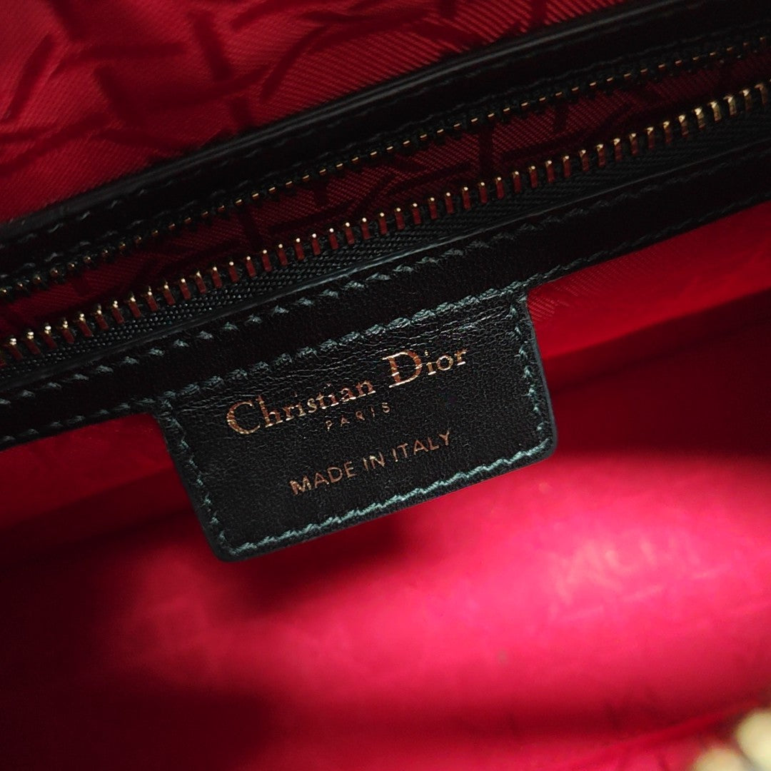 Lady Dior Medium Cannage Lambskin Black