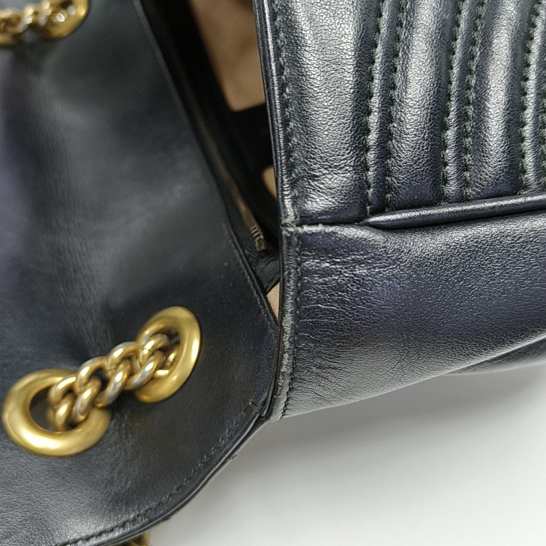 GG Marmont Medium Quilted Calfskin Black