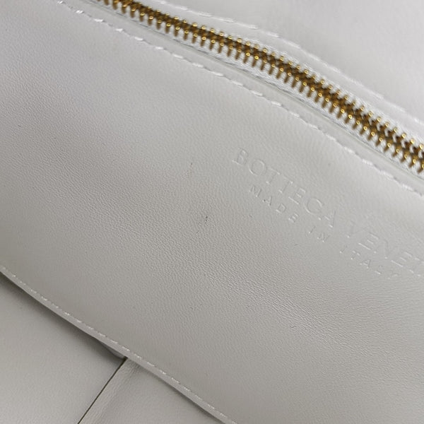 Cassette Medium Lambskin White