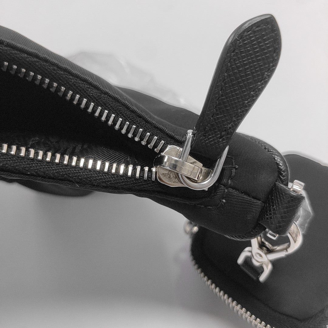 Re-Edition2000 Nylon Black