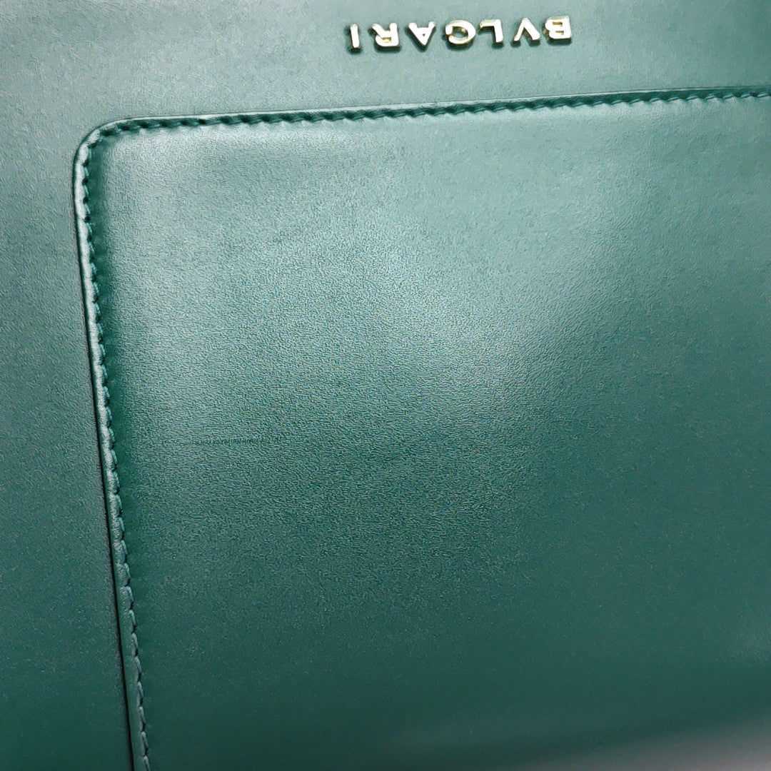 SERPENTI FOREVER Medium Calfskin Green