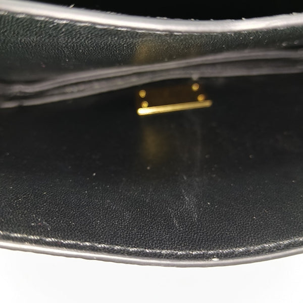 Mount Calfskin Black