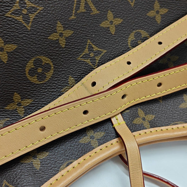 CARRYALL PM Monogram Coated Canvas Brown