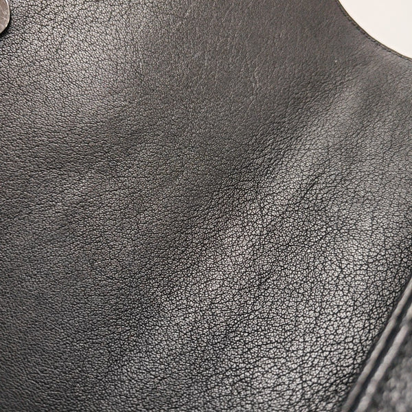COLLEGE Medium Chevron Lambskin Black