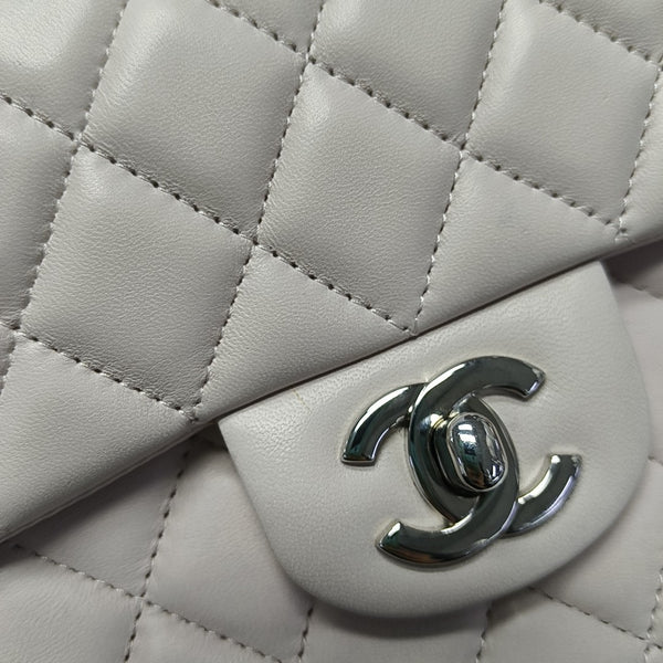 CLASSIC FLAP Small Quilted Calfskin Pink