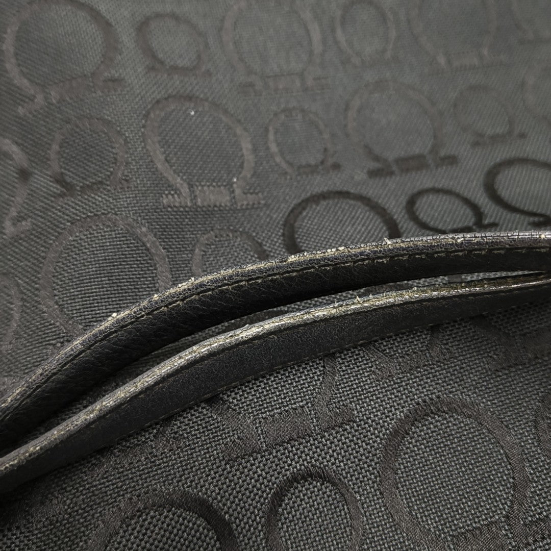 Canvas Black