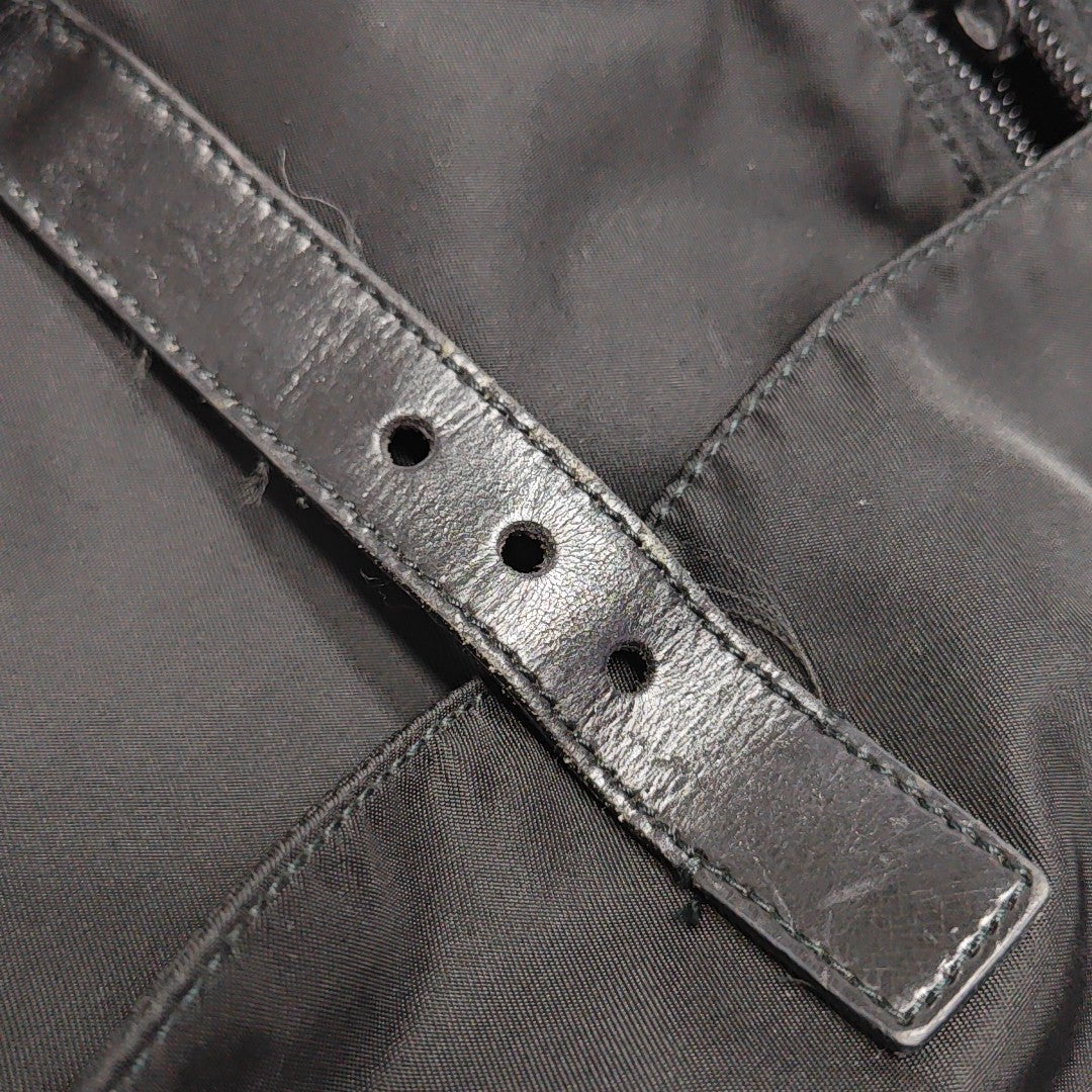 Vela Messenger Bag Nylon Black