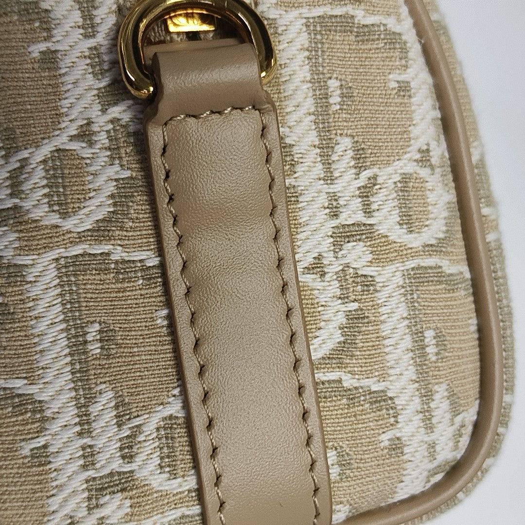 Boston Oblique Canvas Beige