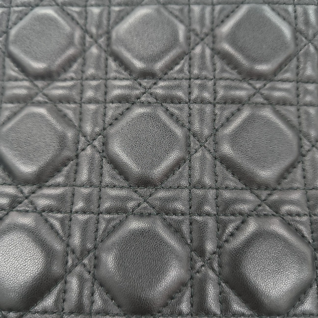 Lady Dior Medium Cannage Lambskin Black